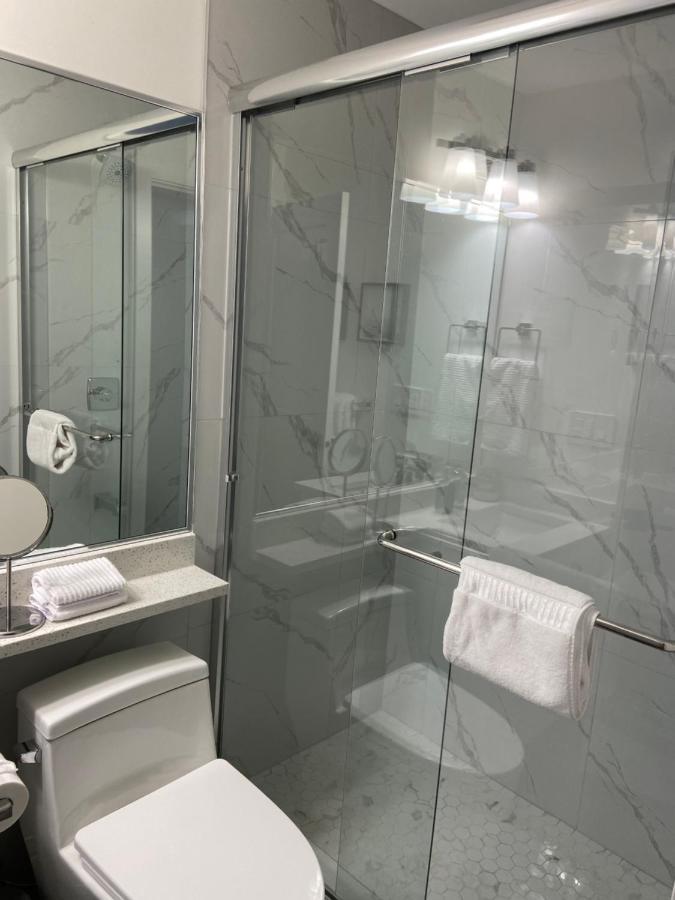 Wecare Guest Suite Burnaby Luaran gambar